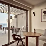 فيلة Yoma Cove Volímai
