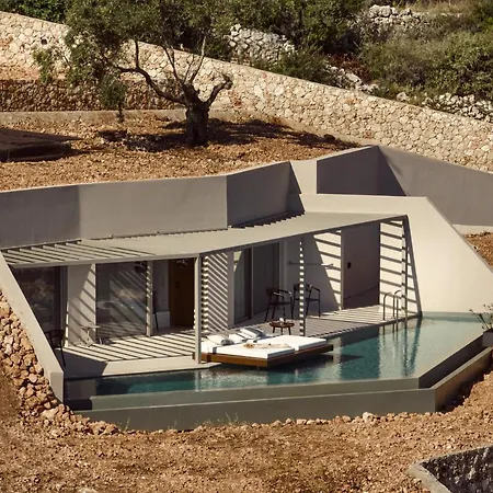 Yoma Cove Villa Volímesz