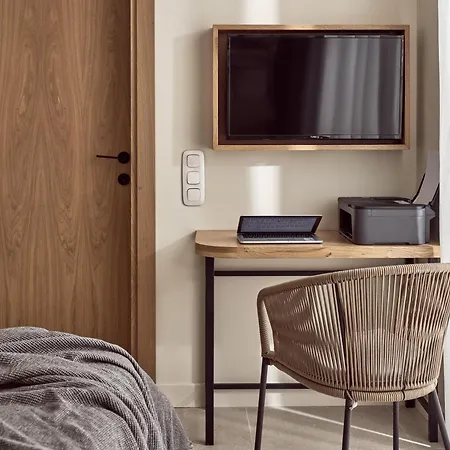 Yoma Cove Βολίμες