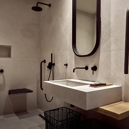 Yoma Cove * Βολίμες