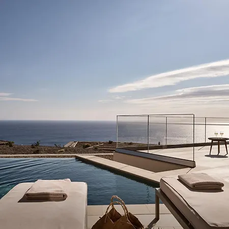 Yoma Cove Βολίμες