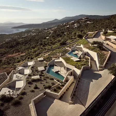 Villa Yoma Cove Volimes