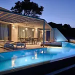 Yoma Cove * Volímesz