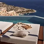 Villa Yoma Cove *