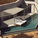 Yoma Cove Volímesz