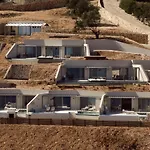 Yoma Cove Villa Volímesz