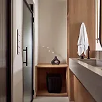 Yoma Cove Volímesz